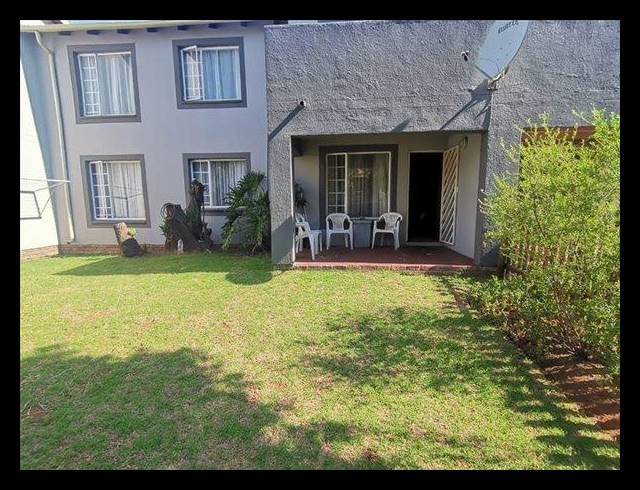 3 BEDROOM APARTMENT FOR SALE IN GLEN MARAIS
